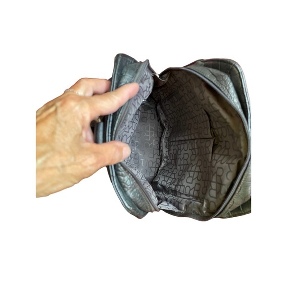 Kenneth Cole Leather Backpack Adjustable Strap Zip Pocket One Size Black - Picture 9 of 11